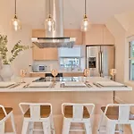 Casa Bellini Modern 3Br W Bbq -10 Mins To Beac