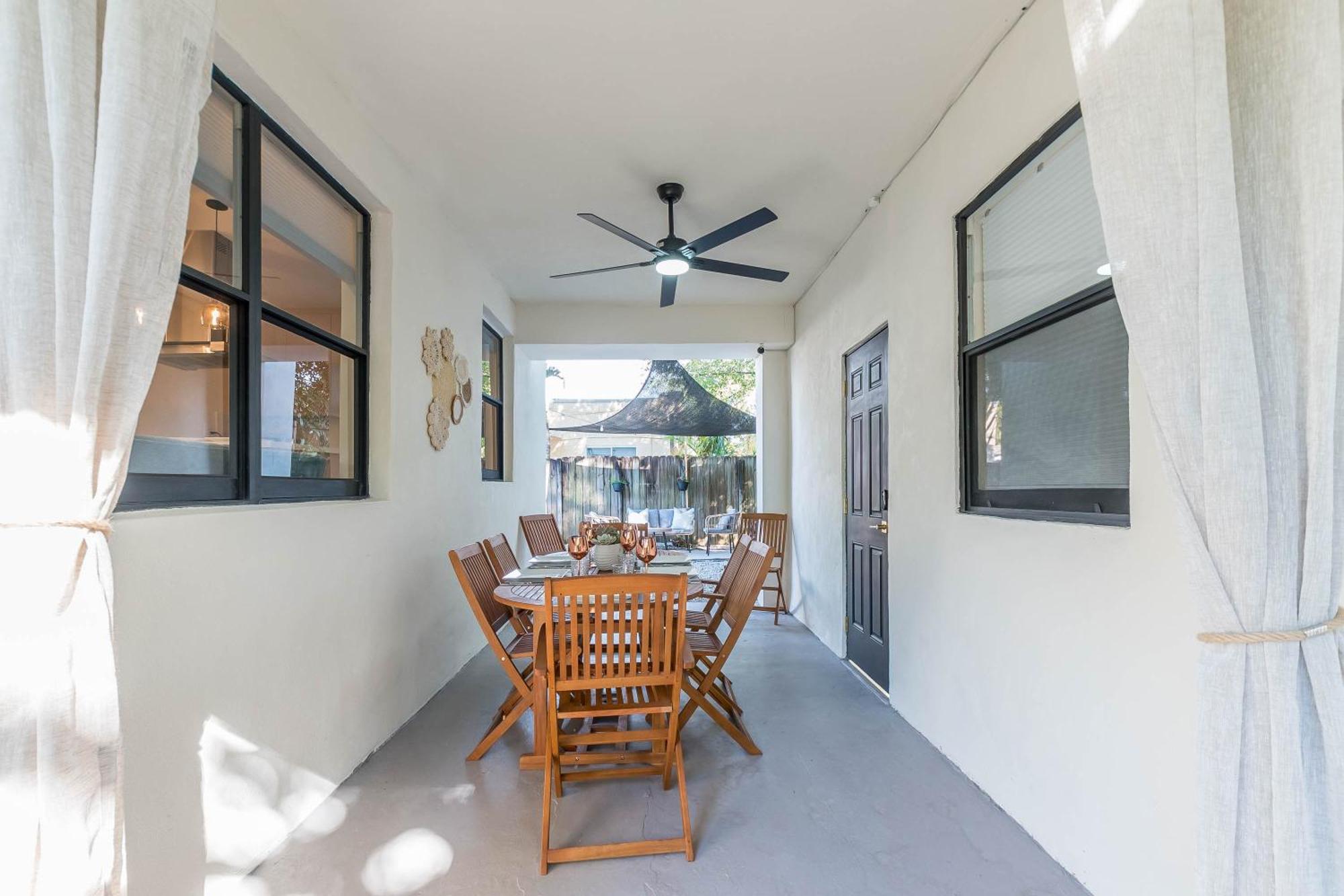 Casa Bellini Modern 3br W Bbq -10 Mins To Beac * Miami